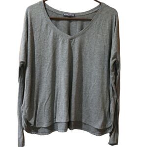 Brandy Melville Gray One Size Long Sleeve Top